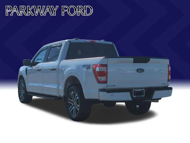 Used 2023 White Ford XL image 3