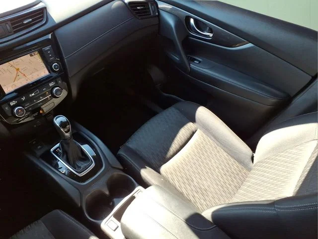 Used 2019 White Nissan SV image 15