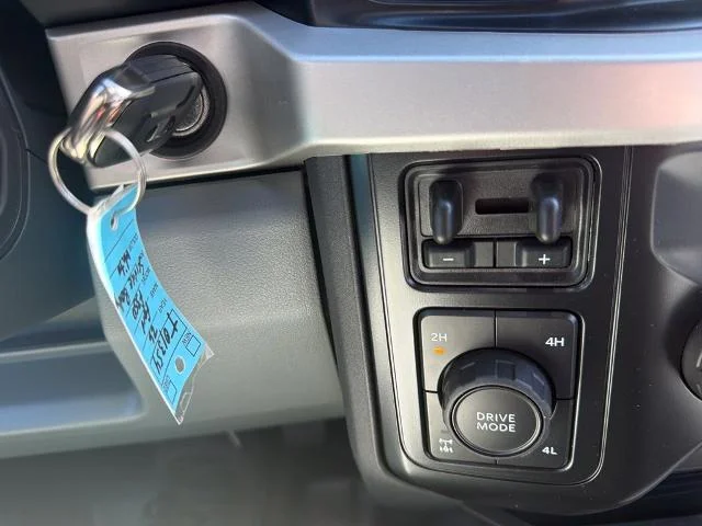 New 2026 Oxford White Ford F-350® XL image 39