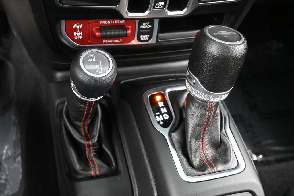 Used 2022 Sting-Gray Clearcoat Jeep Rubicon image 21