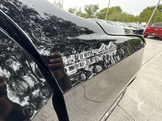 2024 Chevrolet Suburban High Country - Photo 26