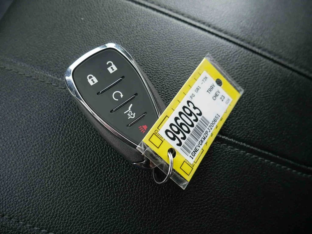 Used 2023 Gray Chevrolet LT 1LT image 27