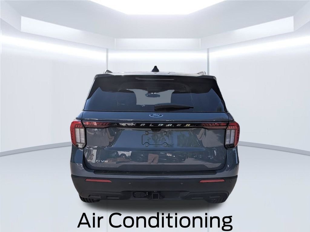 New 2026 Vapor Blue Metallic Ford Active image 6