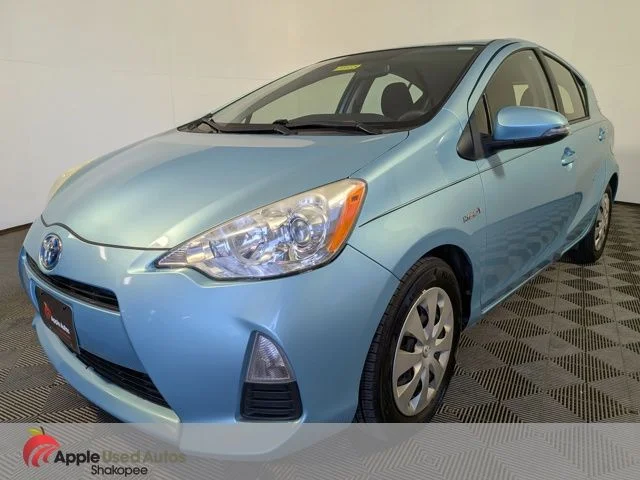 Used 2014  Toyota Two image 3