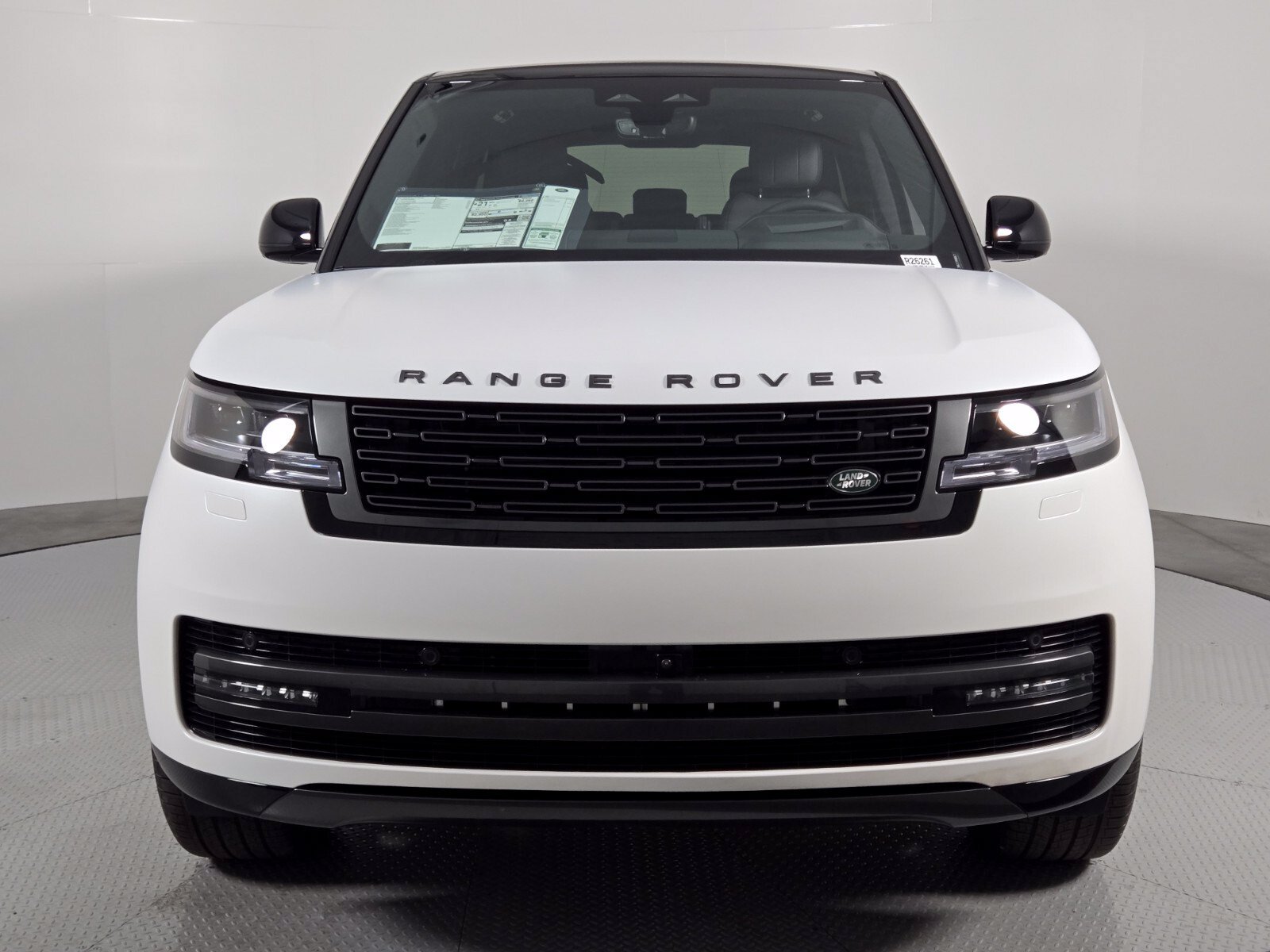 New 2026 Icy White Satin Land Rover SE image 8