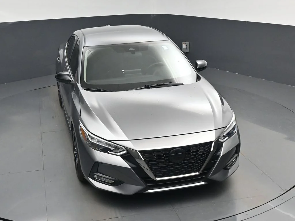Used 2022 Gray Nissan SR image 26