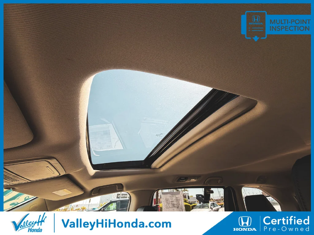 Used 2025 White Honda EX-L image 34