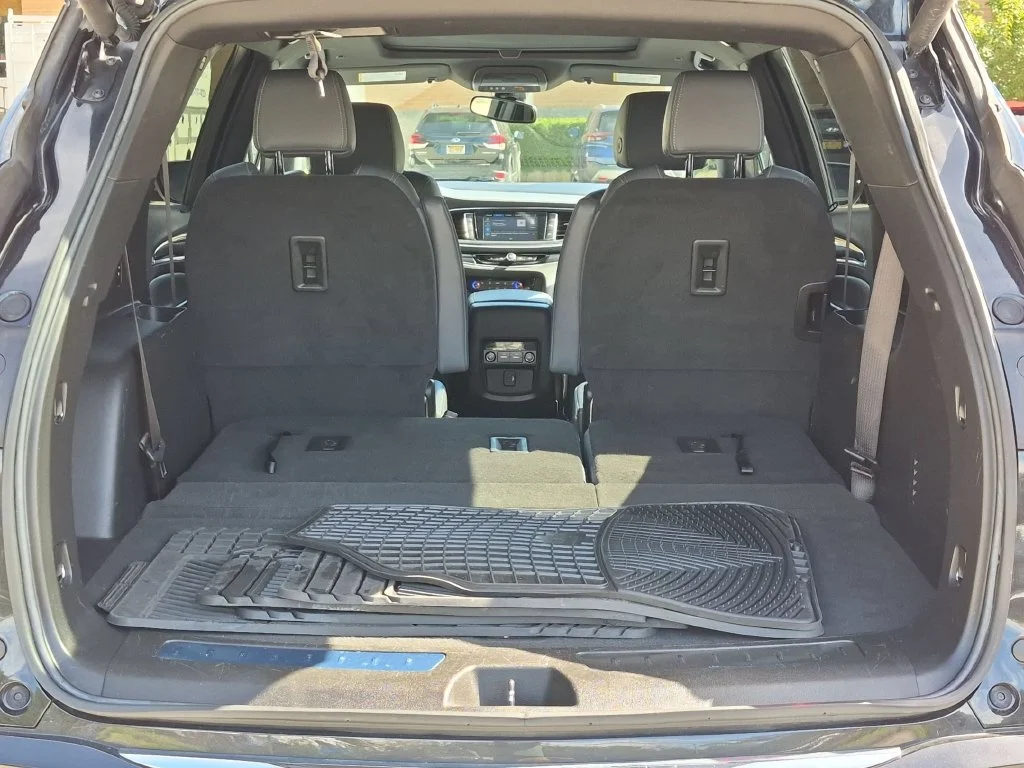 Used 2024 Black Buick Essence image 6