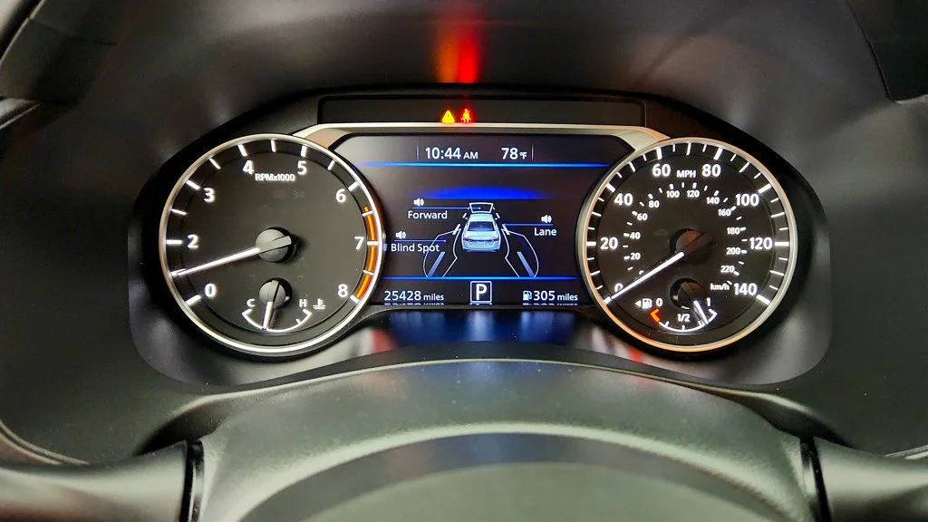 Used 2020 Deep Blue Pearl Nissan 2.5 SR Sedan image 13