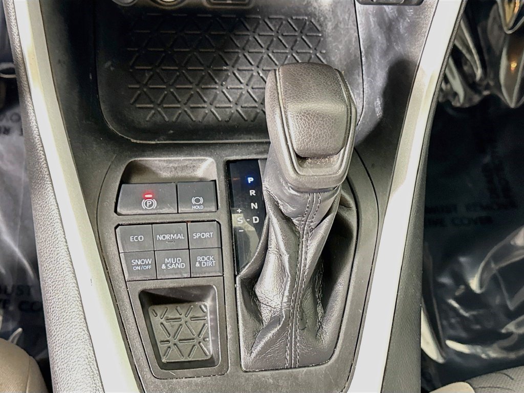 Used 2020 Super White Toyota XLE image 16