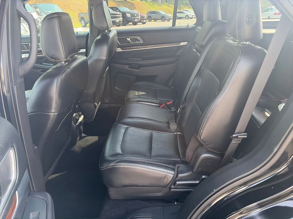 Used 2018 Black Ford Limited image 25