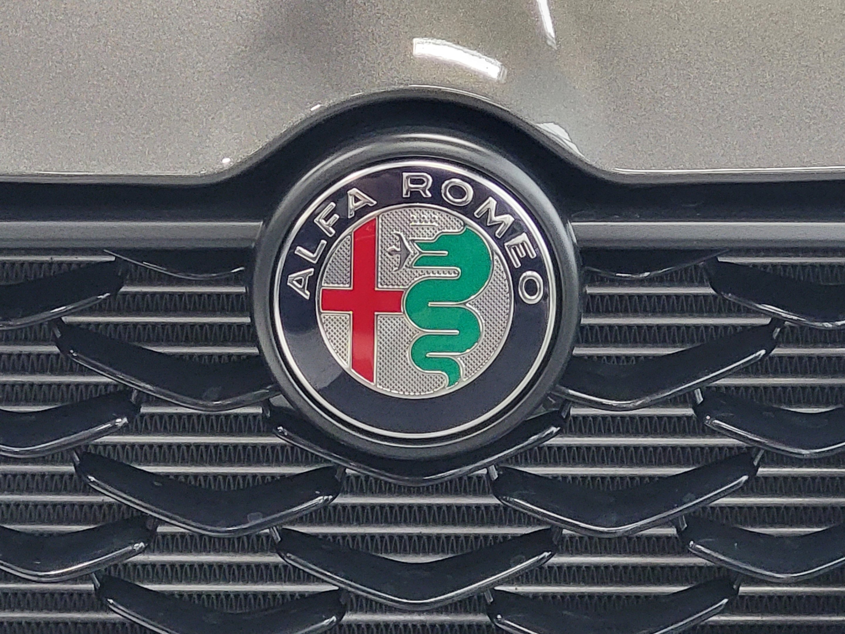 New 2025 Grigio Ascari Metallic Alfa Romeo  image 10