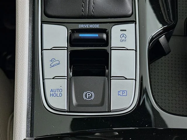 New 2026 Hyundai TUCSON SEL