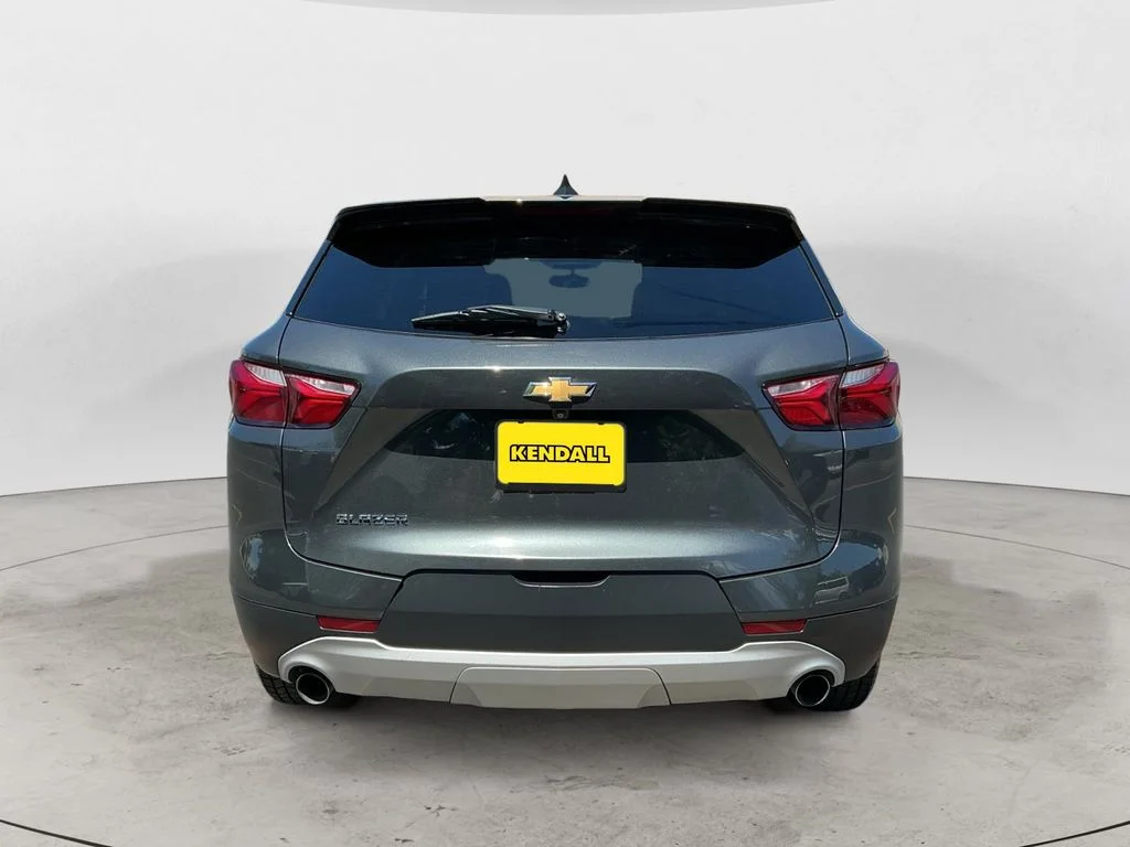 Used 2019 Gray Chevrolet Base image 6