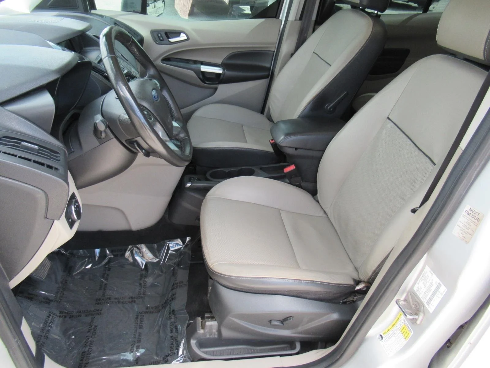 Used 2016  Ford Titanium image 19