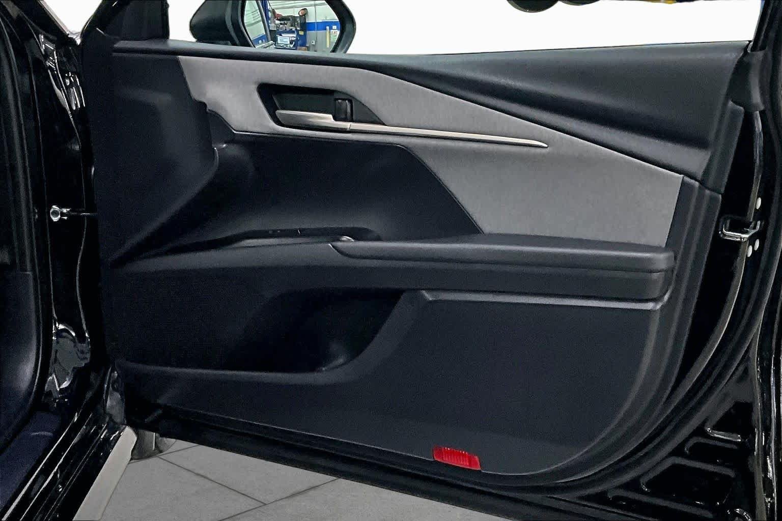 Used 2025 Midnight Black Metallic Toyota LE image 23