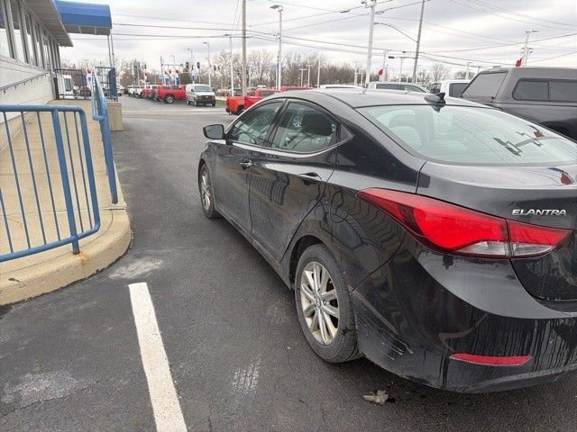 Used 2016 Hyundai Elantra SE with VIN 5NPDH4AE0GH652688 for sale in Findlay, OH