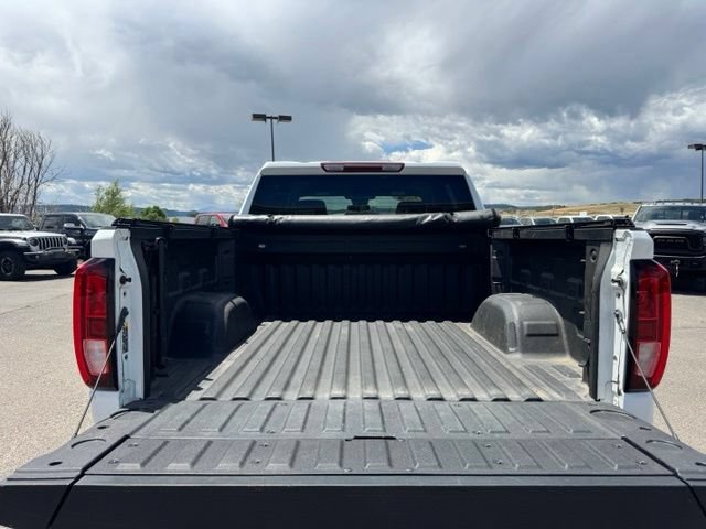 Used 2023 Summit White GMC SLE image 21