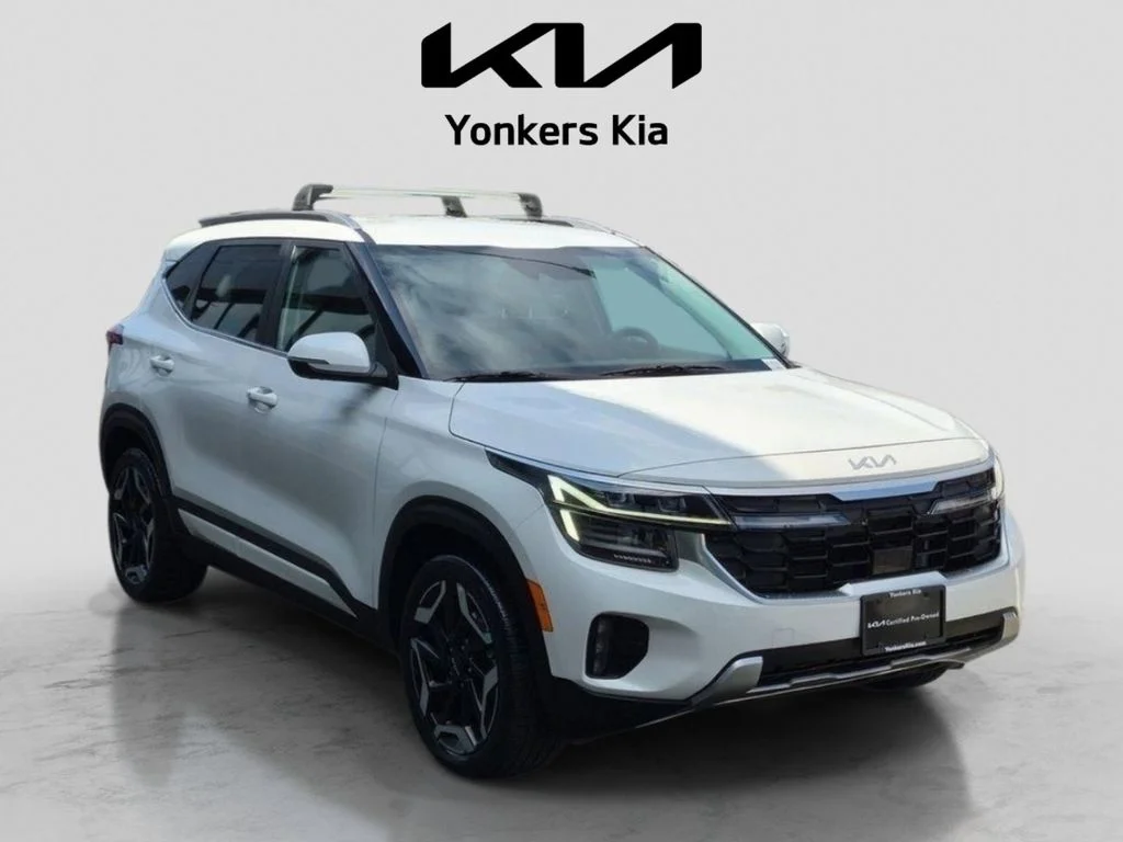 Used 2024 White Kia SX image 4