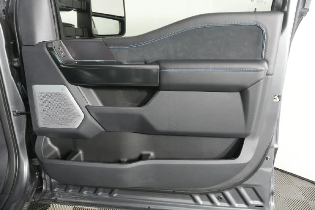 New 2027 Carbonized Gray Metallic Ford F-250® Platinum® image 39