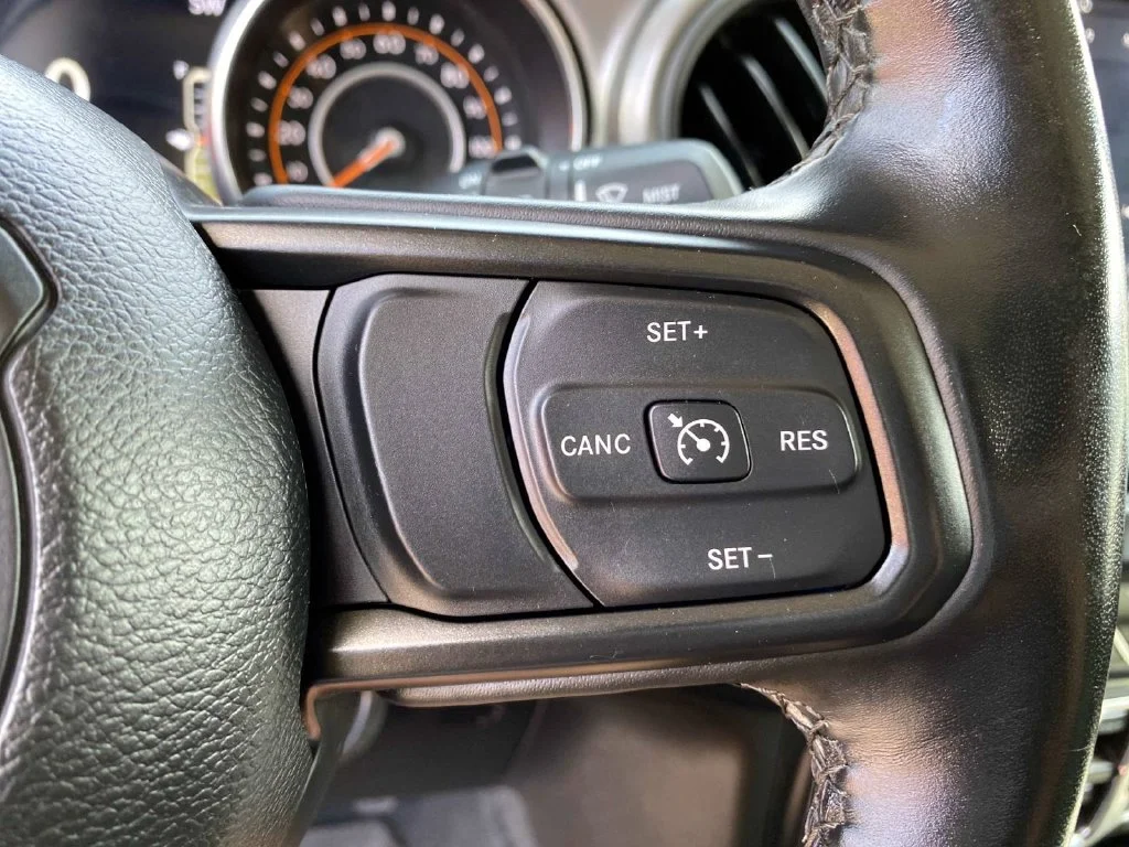Used 2022 Black Clearcoat Jeep Unlimited Willys image 18
