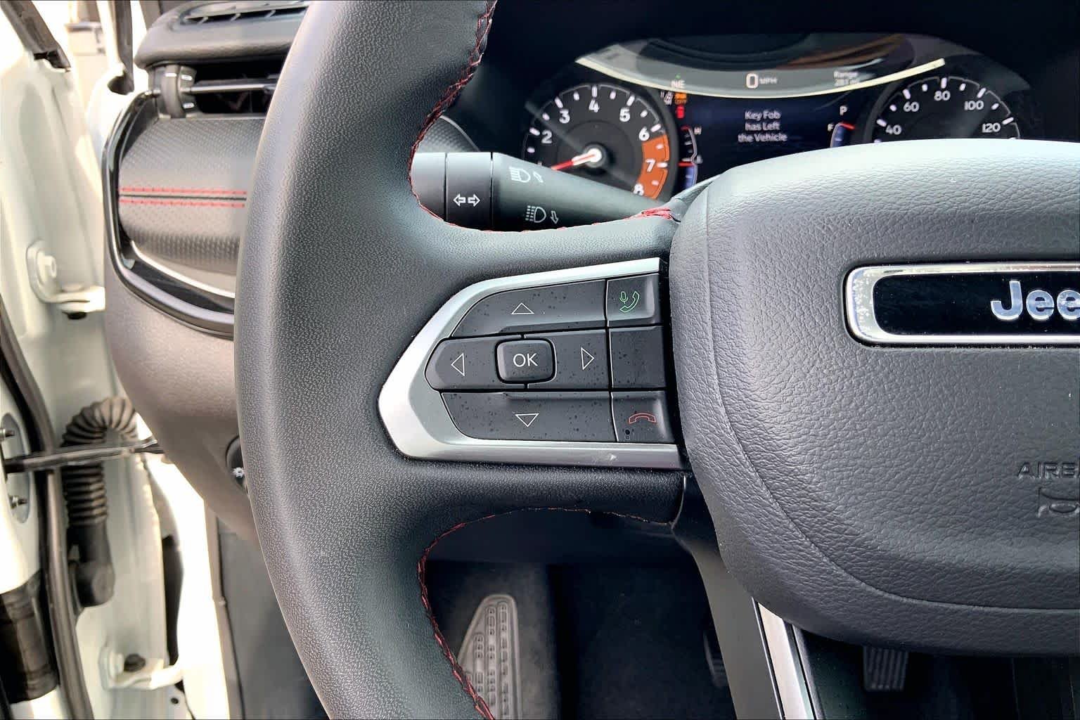 Used 2025 Bright White Clearcoat Jeep Trailhawk image 23
