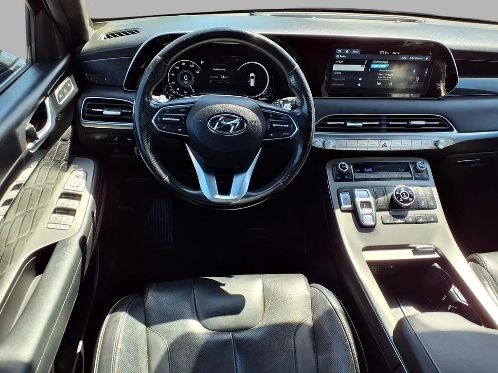 Used 2020 Gray Hyundai Limited image 4