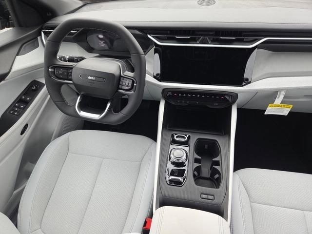 New 2026 Sting-Gray Clearcoat Jeep Laredo image 32
