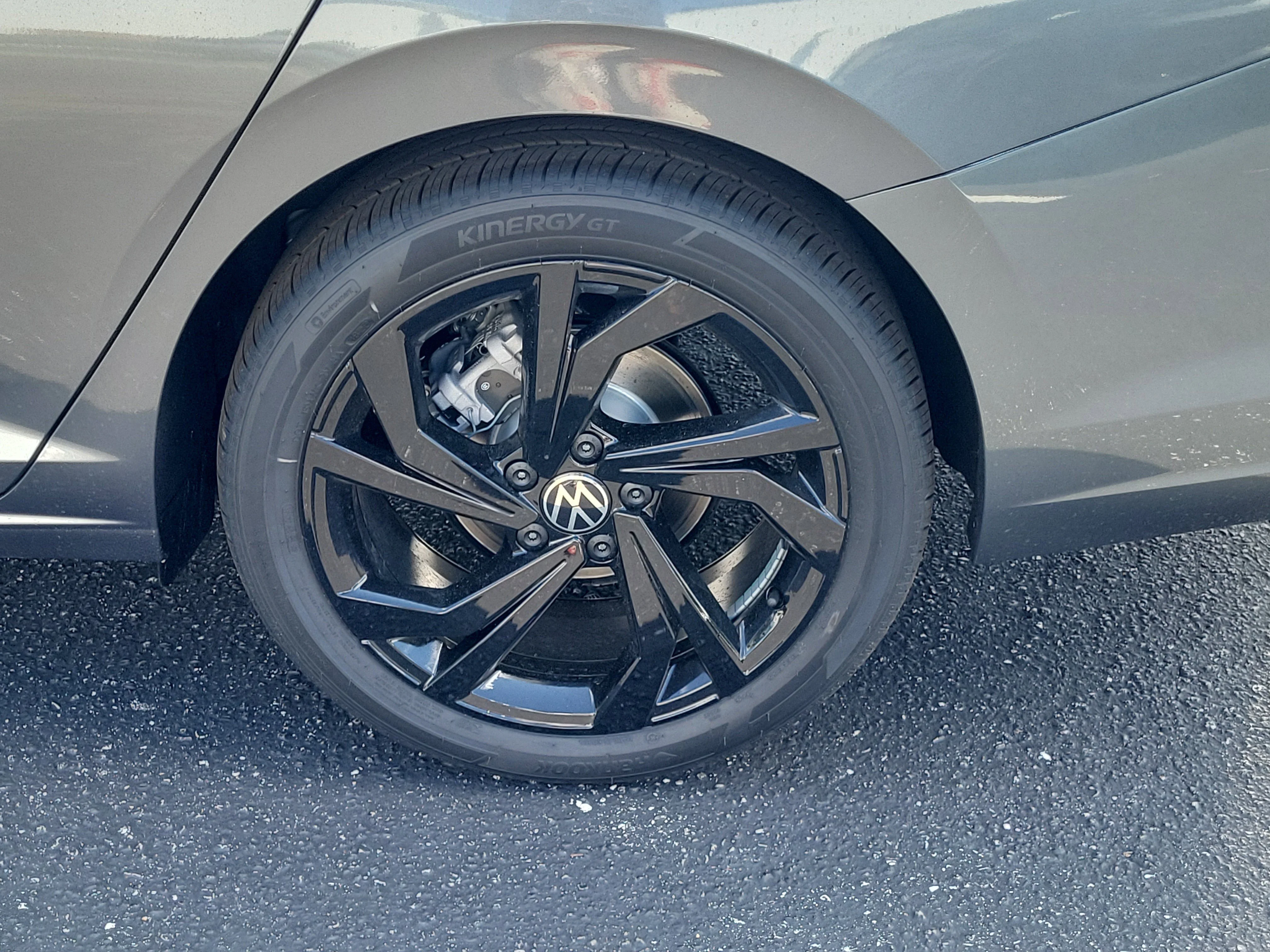 New 2026 Gray Volkswagen 1.5T SE image 30