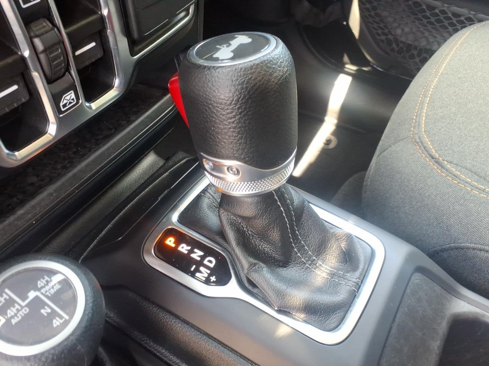 Used 2024 Black Clearcoat Jeep Sport S image 8