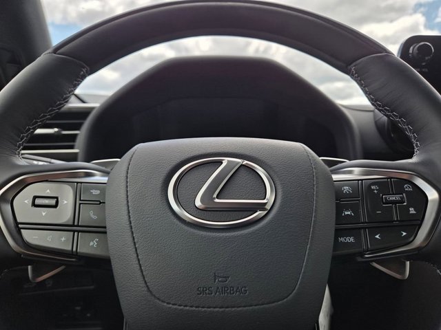 New 2026 Eminent White Pearl Lexus LUXURY image 54