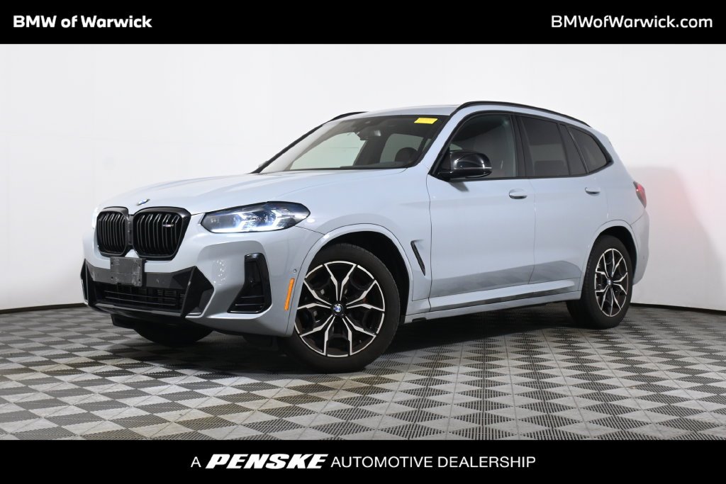 Used 2024 Gray BMW M40i image 1