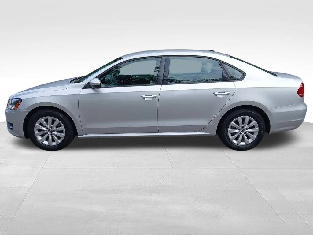 Used 2012 Volkswagen Passat S with VIN 1VWAH7A33CC018085 for sale in Chesapeake, VA