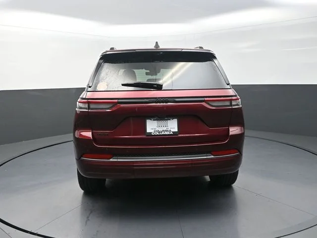 New 2026 Velvet Red Pearl-Coat Exterior Paint Jeep Limited Reserve image 8