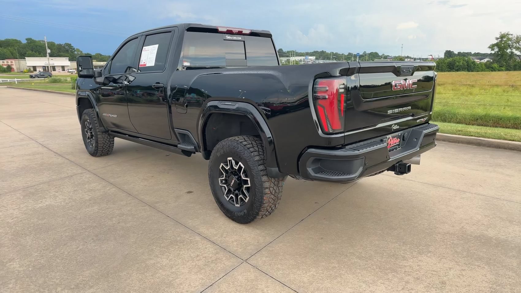 Used 2024 Onyx Black GMC AT4X image 5
