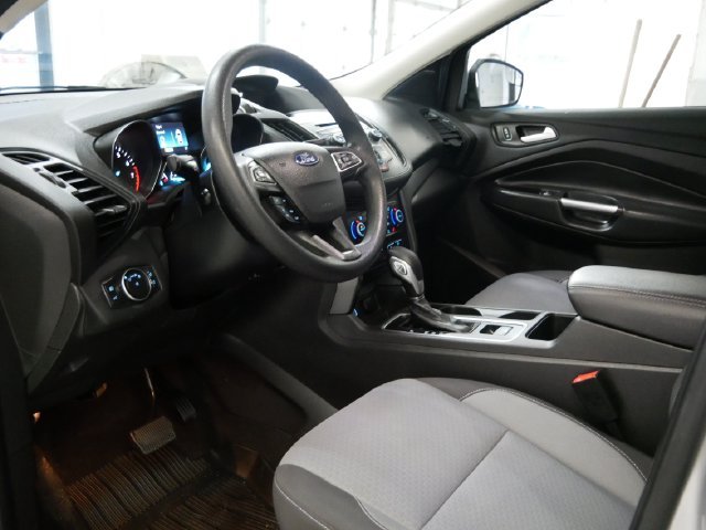 Certified Used 2018 Ingot Silver Ford SE image 10