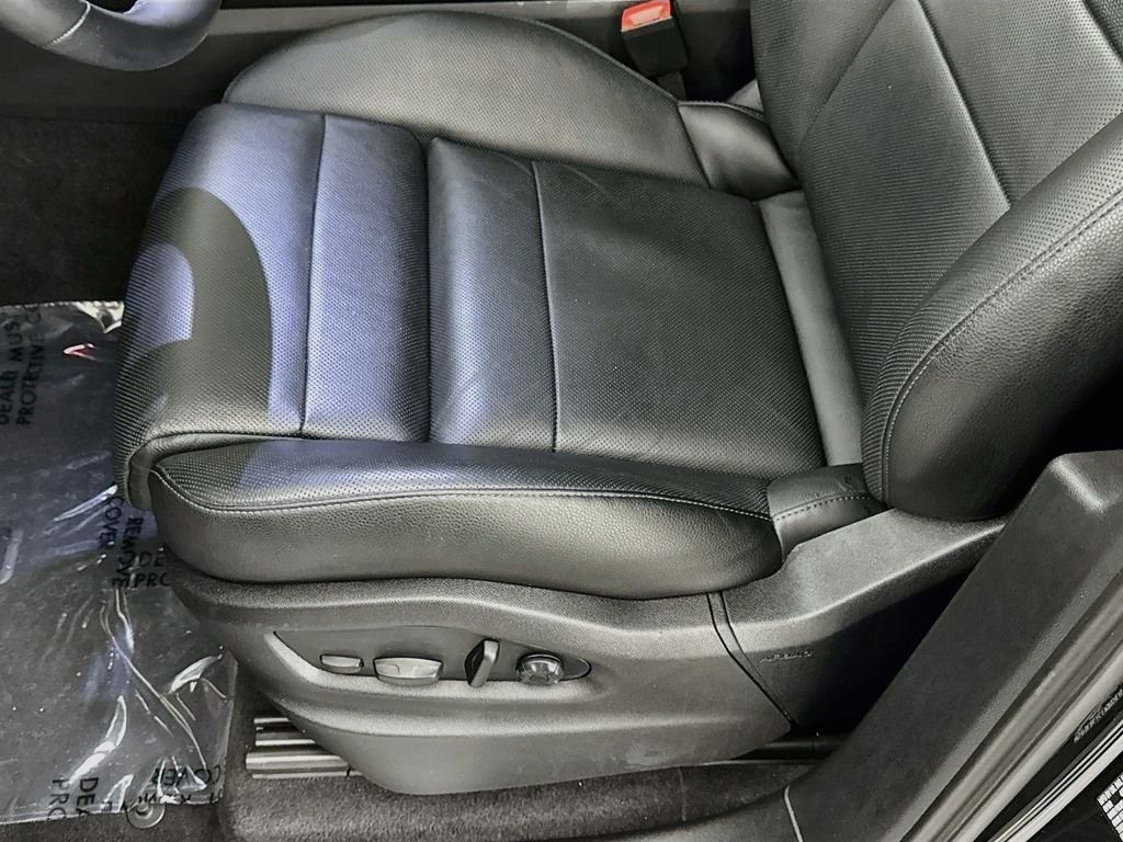 Used 2024 Black Porsche Base image 20