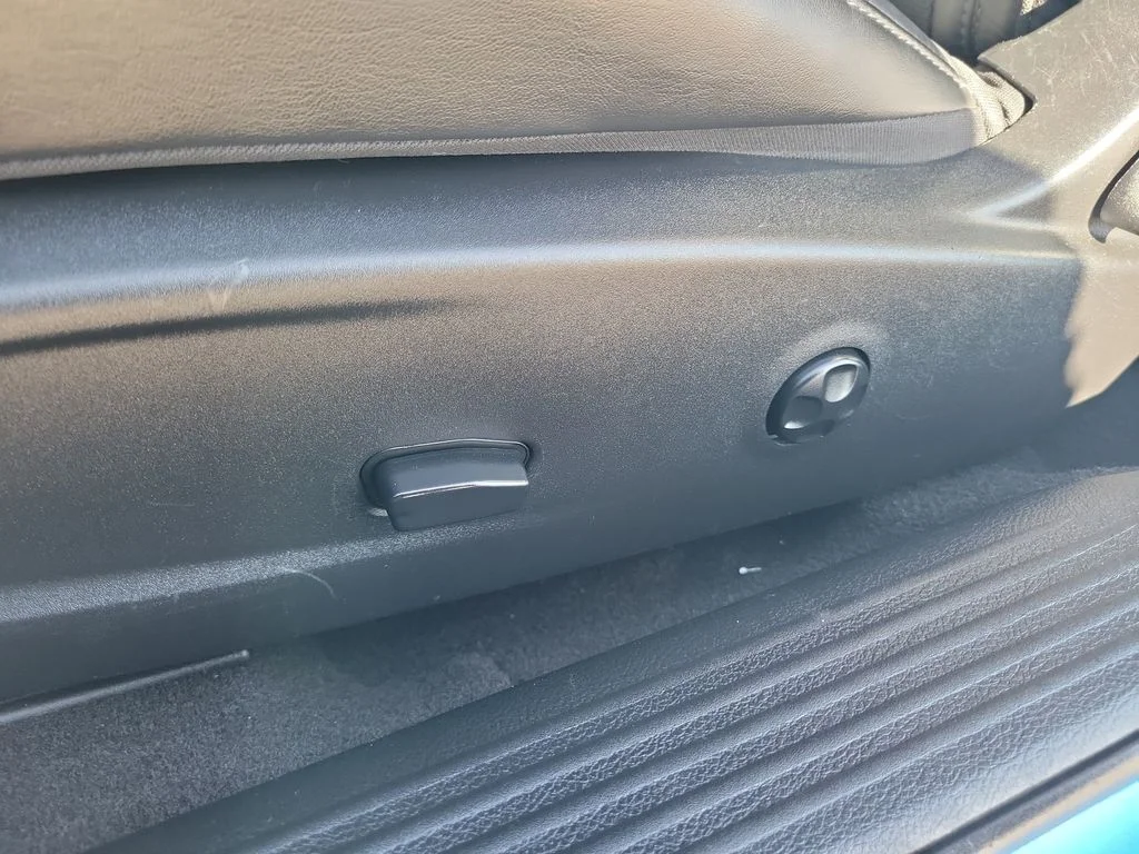Certified Used 2019 Blue Dodge SXT image 14