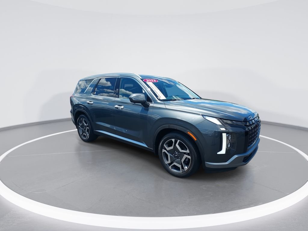 Used 2023 Gray Hyundai SEL image 2