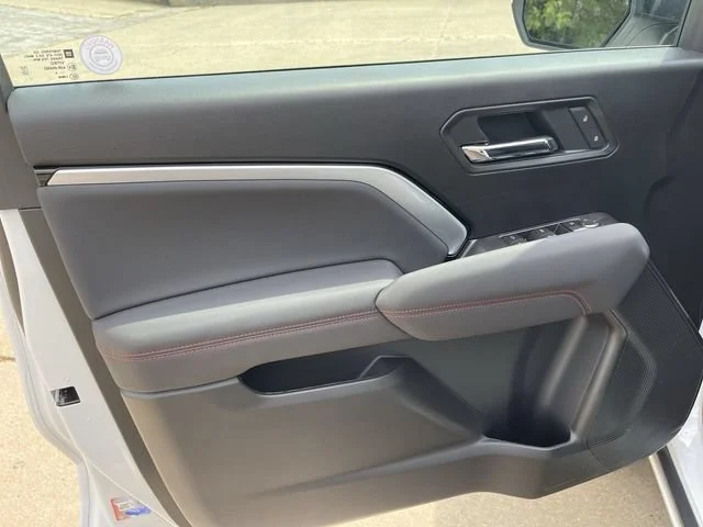 2026 Chevrolet Colorado Z71 - Photo 10