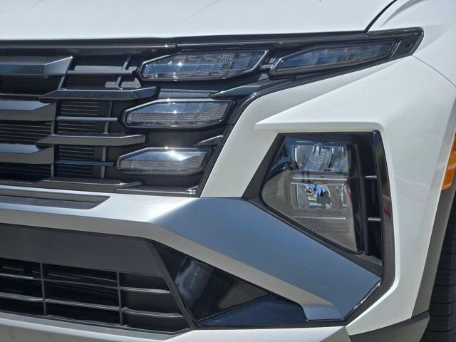 Certified Used 2025 White Hyundai SE image 6