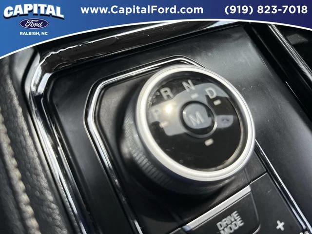 Used 2023 Black Ford XLT image 30