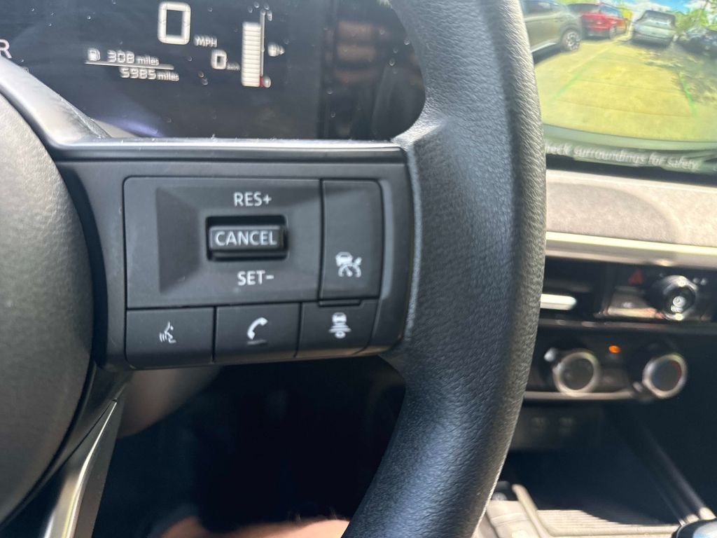 Used 2025 Gray Nissan SV image 28