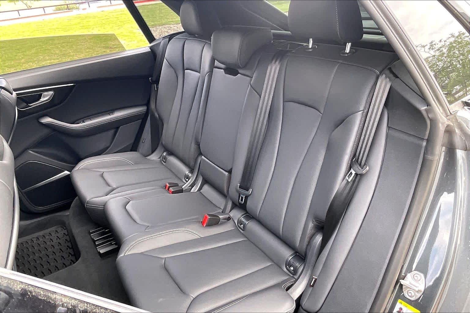Used 2026 Daytona Gray Pearl Effect Audi Premium Plus image 21
