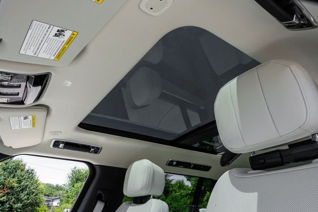 New 2026 Gray Land Rover SE image 5