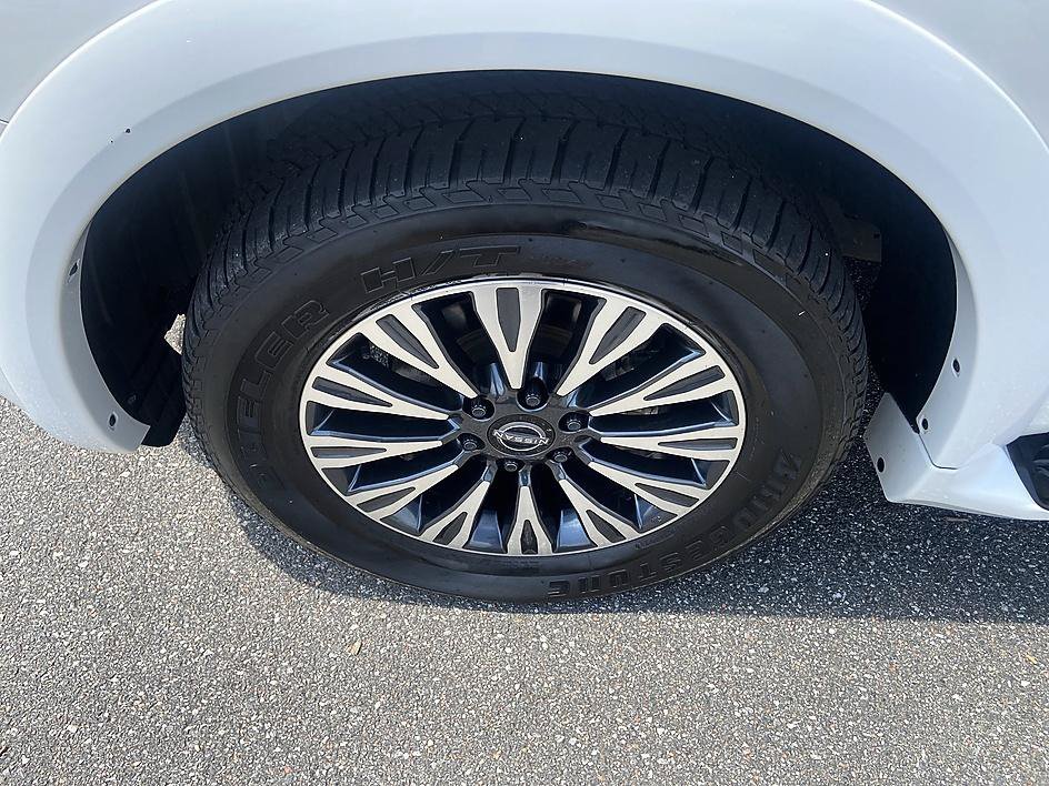 Used 2021 Aspen White Tricoat Nissan SL image 8