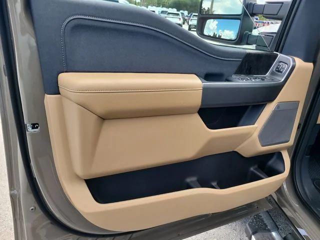 New 2026 Gray Ford Lariat image 17