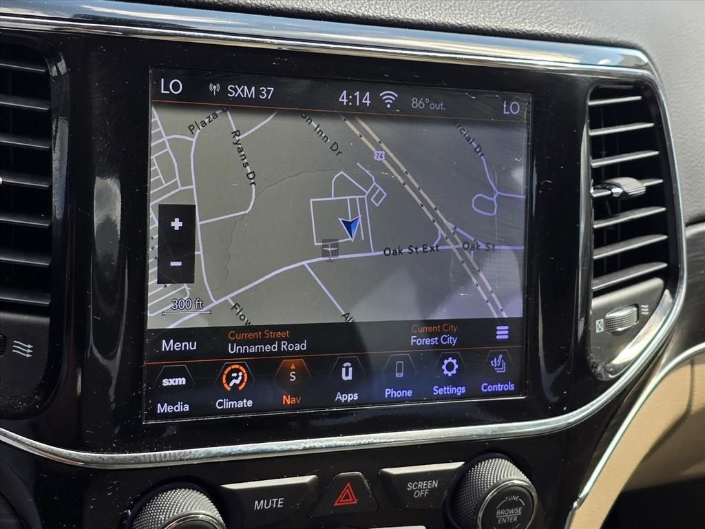 Used 2020 White Jeep Limited image 4