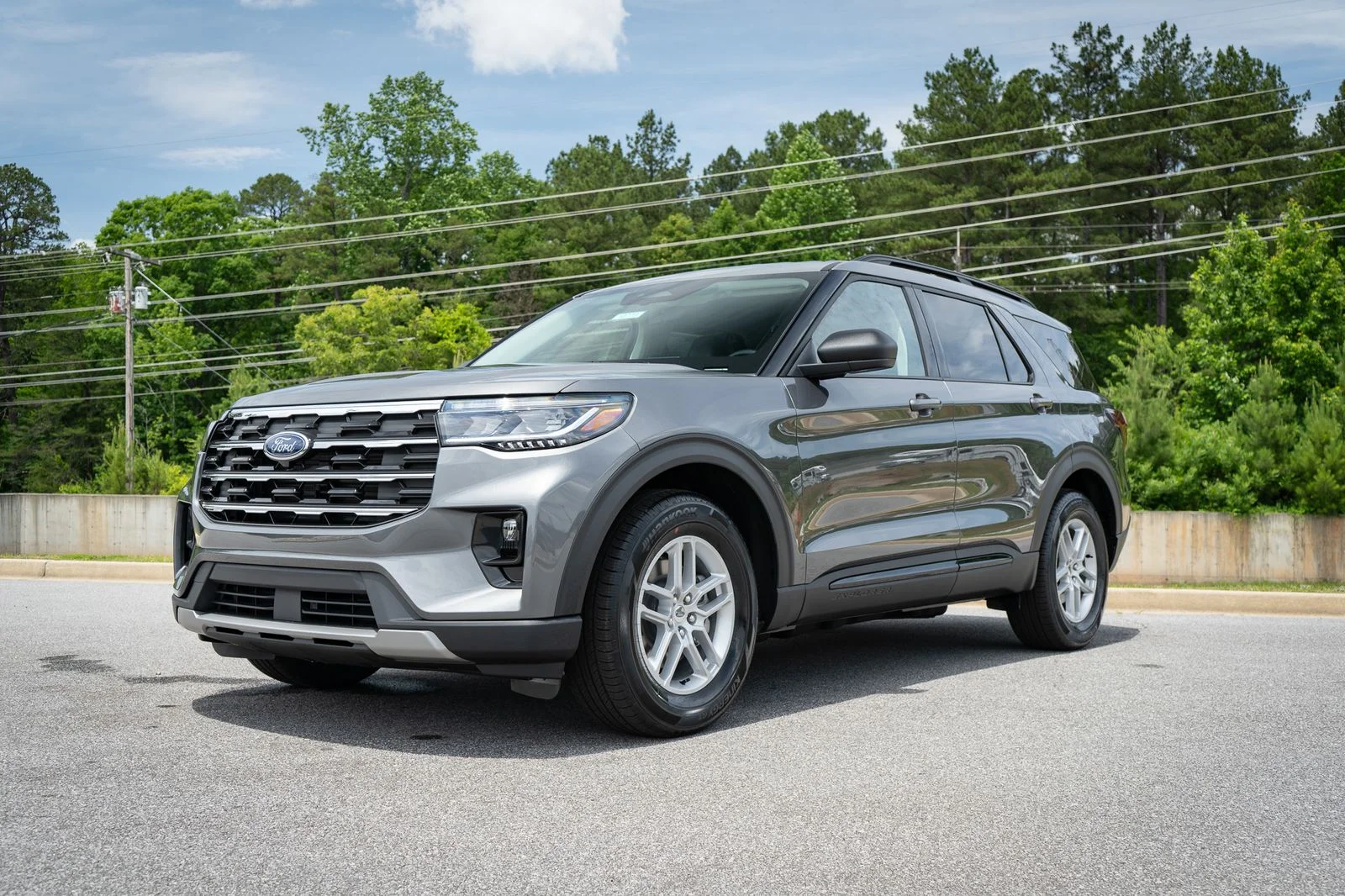 New 2026 Carbonized Gray Metallic Ford Active image 3