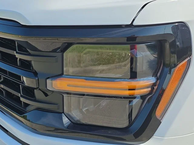 Used 2025 White Ford XLT image 30